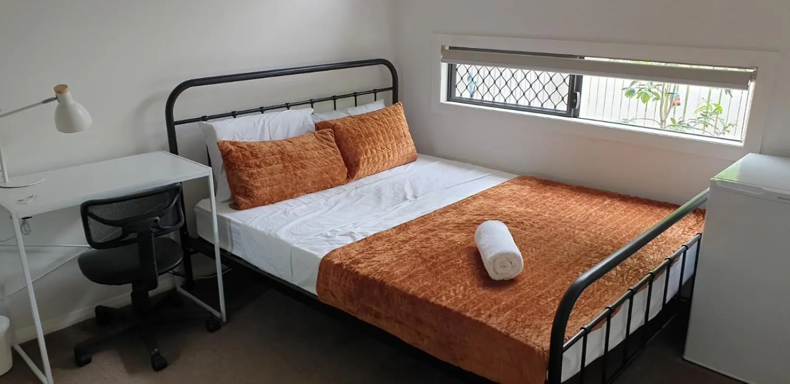 Modern Home Close To Cbd Oonoonba 度假居